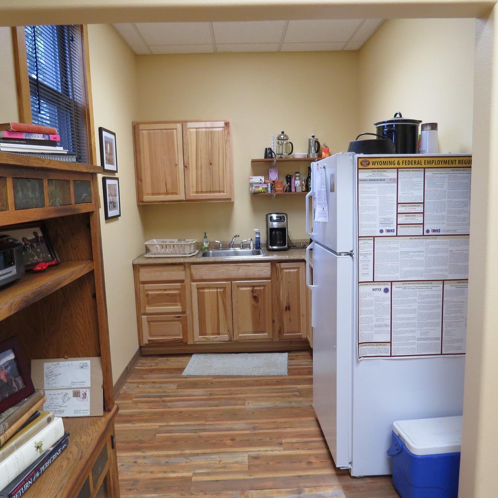 730 E Burkitt St, Sheridan, WY 82801